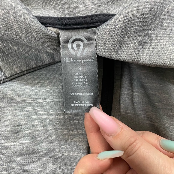 Champion sweater - Picture 3 of 3